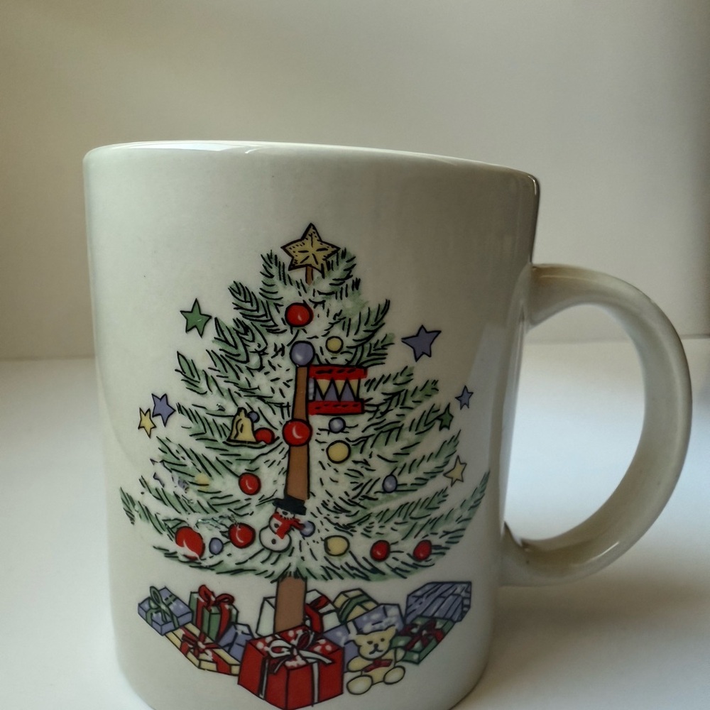 Gibson Christmas Tree Mug with Multicolor Design